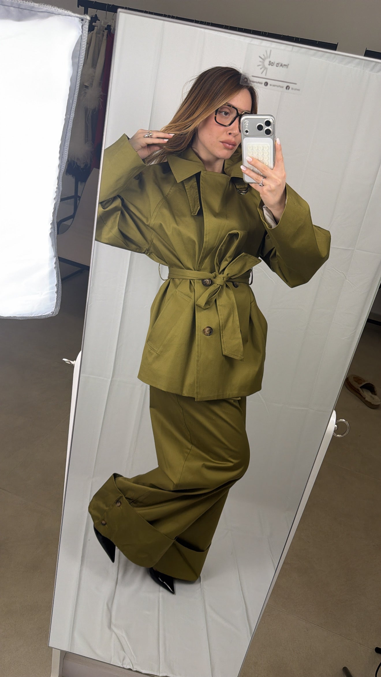 Trench con Sciarpa