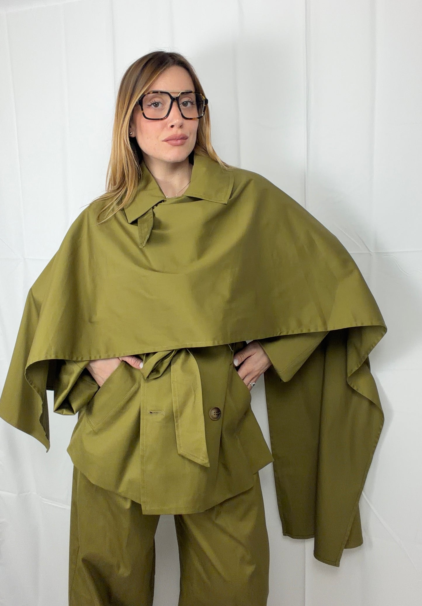 Trench con Sciarpa