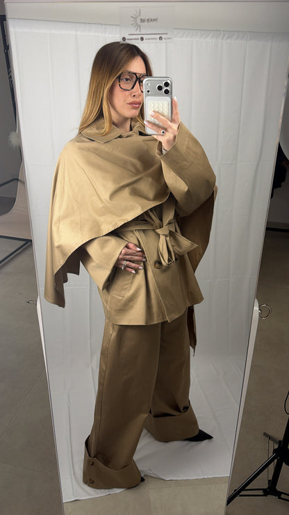 Trench con Sciarpa